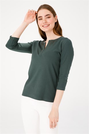 Kadın Açma Yaka Truvakar Kol Sıra Boncuklu Pamuklu T-Shirt Yeşil