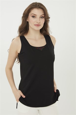 Kadın Yakası Çiçek işlemeli Askılı Penye T-Shirt Siyah
