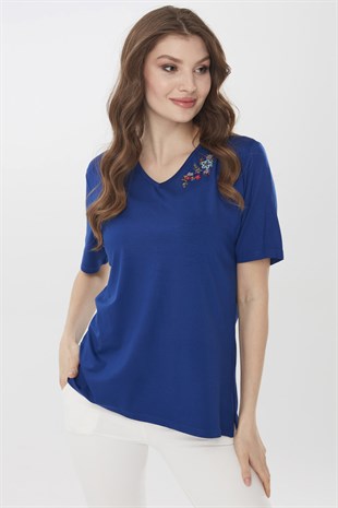 Womens V-Neck Combed Cotton Blouse with Doily Collar Sax Blue